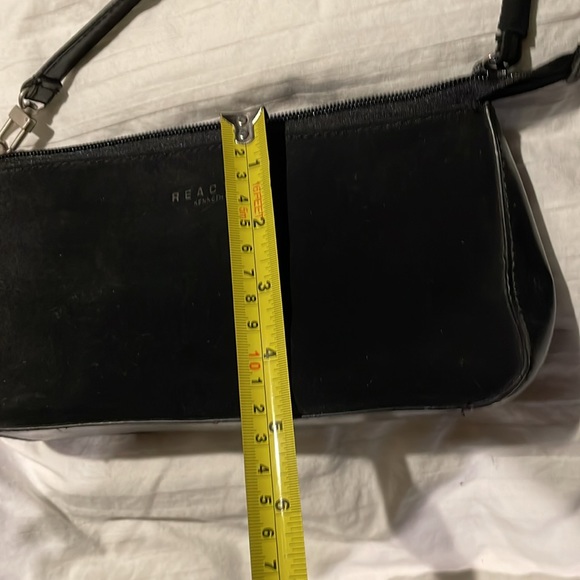 Kenneth Cole REACTION suede wristlet purse. - Picture 11 of 12